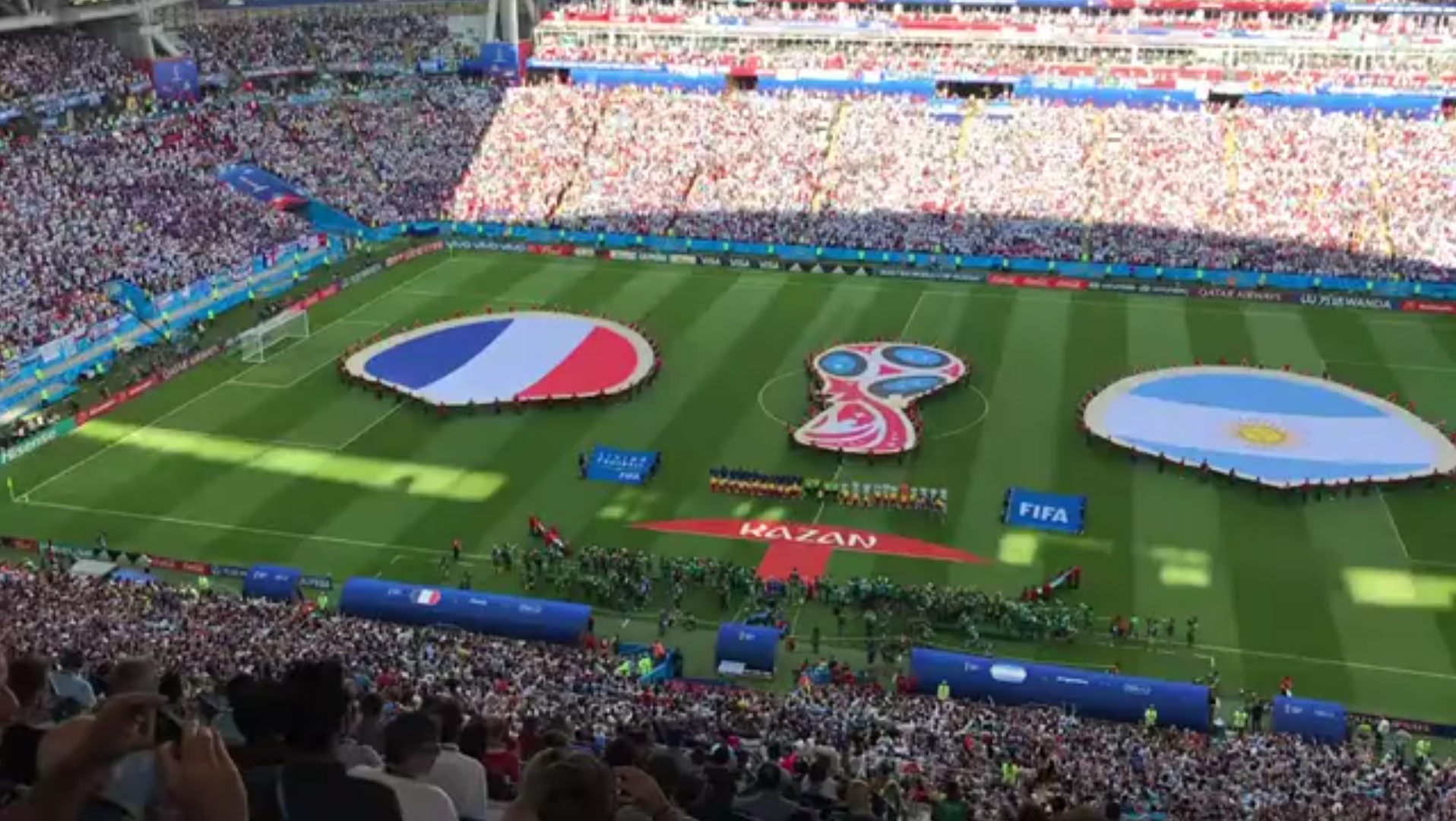 凭风格